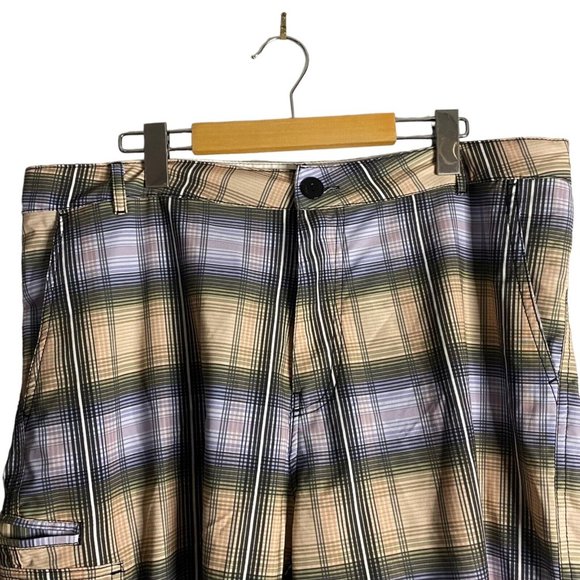 Mojo Sportswear Men's Plaid Stretch Fit Shorts - Picture 2 of 10